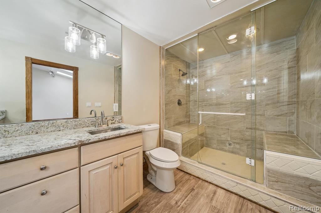 8270 McClements Road Brighton, MI 48114 - Photo 18 of 25 Gallery Image 18