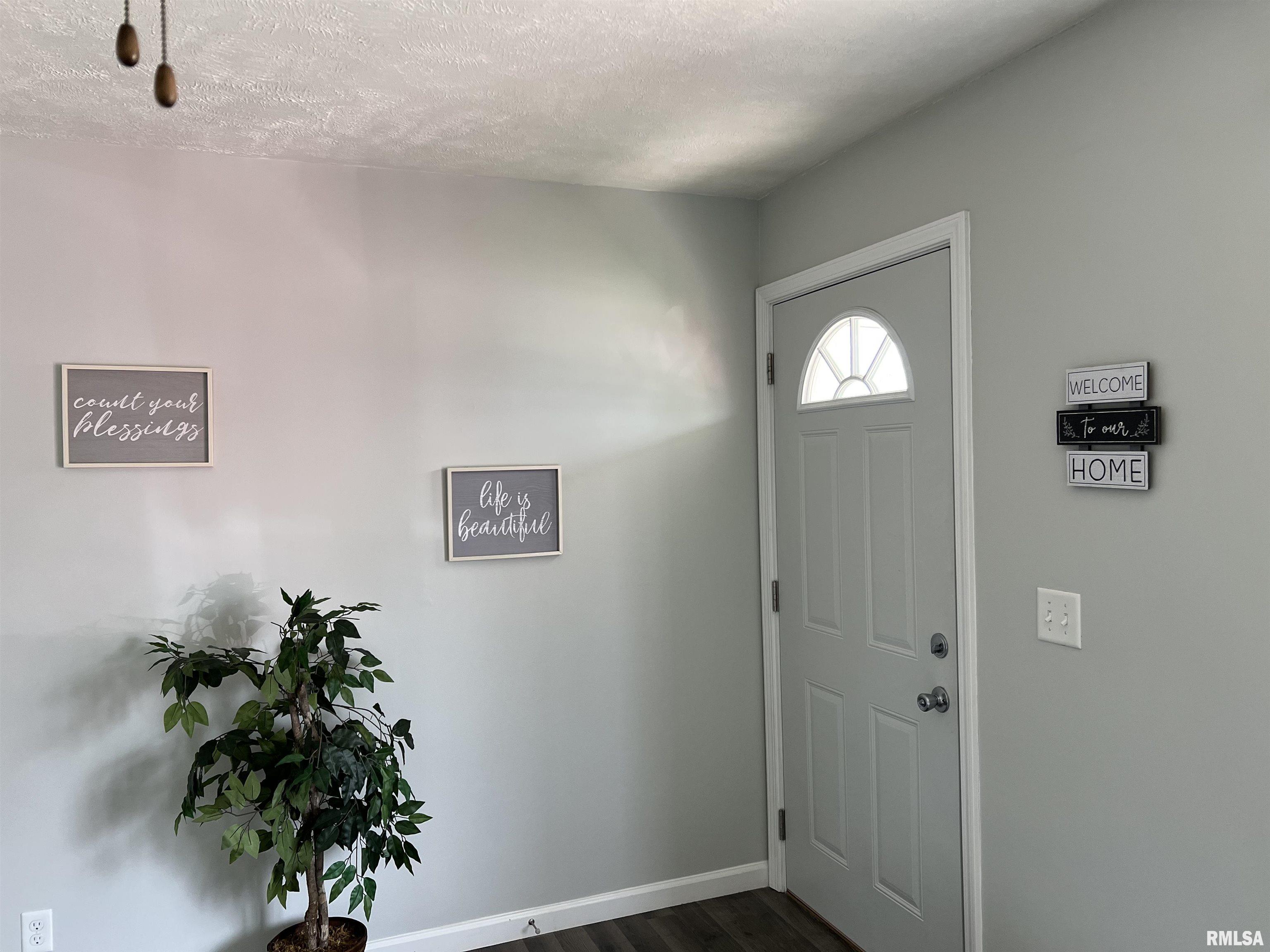 706 Briargate Road Washington, IL 61571 - Photo 23 of 44 Gallery Image 23