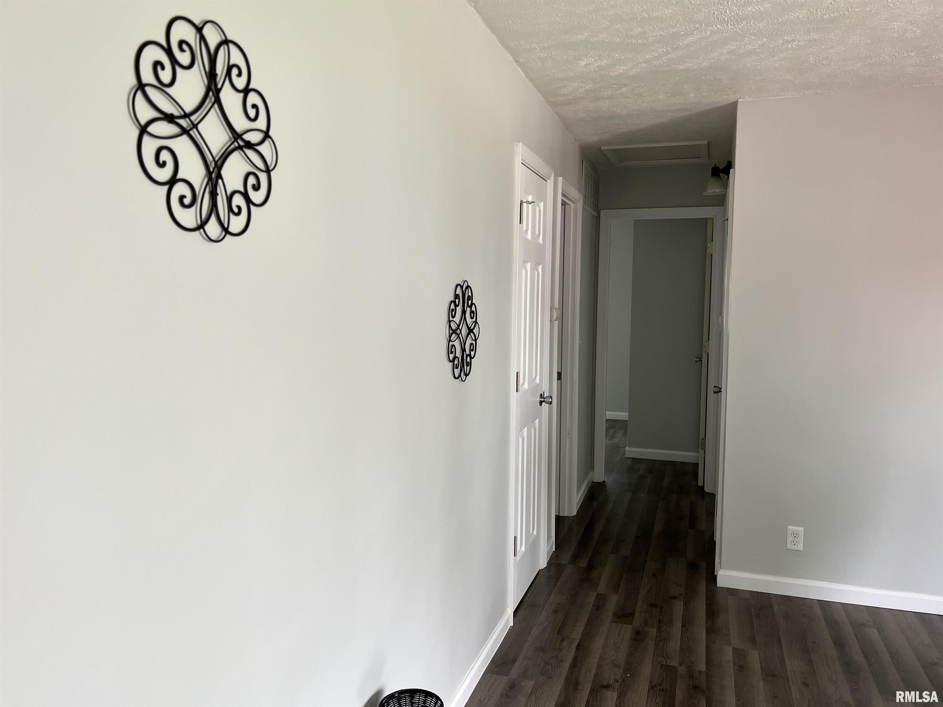 706 Briargate Road Washington, IL 61571 - Photo 26 of 44 Gallery Image 26