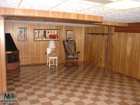 32642 Bunert Road Warren, MI 48088 - Photo 5 of 9 570788-4.JPG