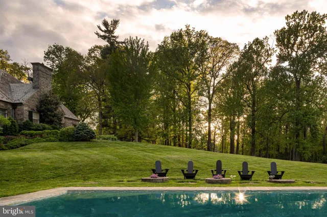 a view of an outdoor space with a lake view