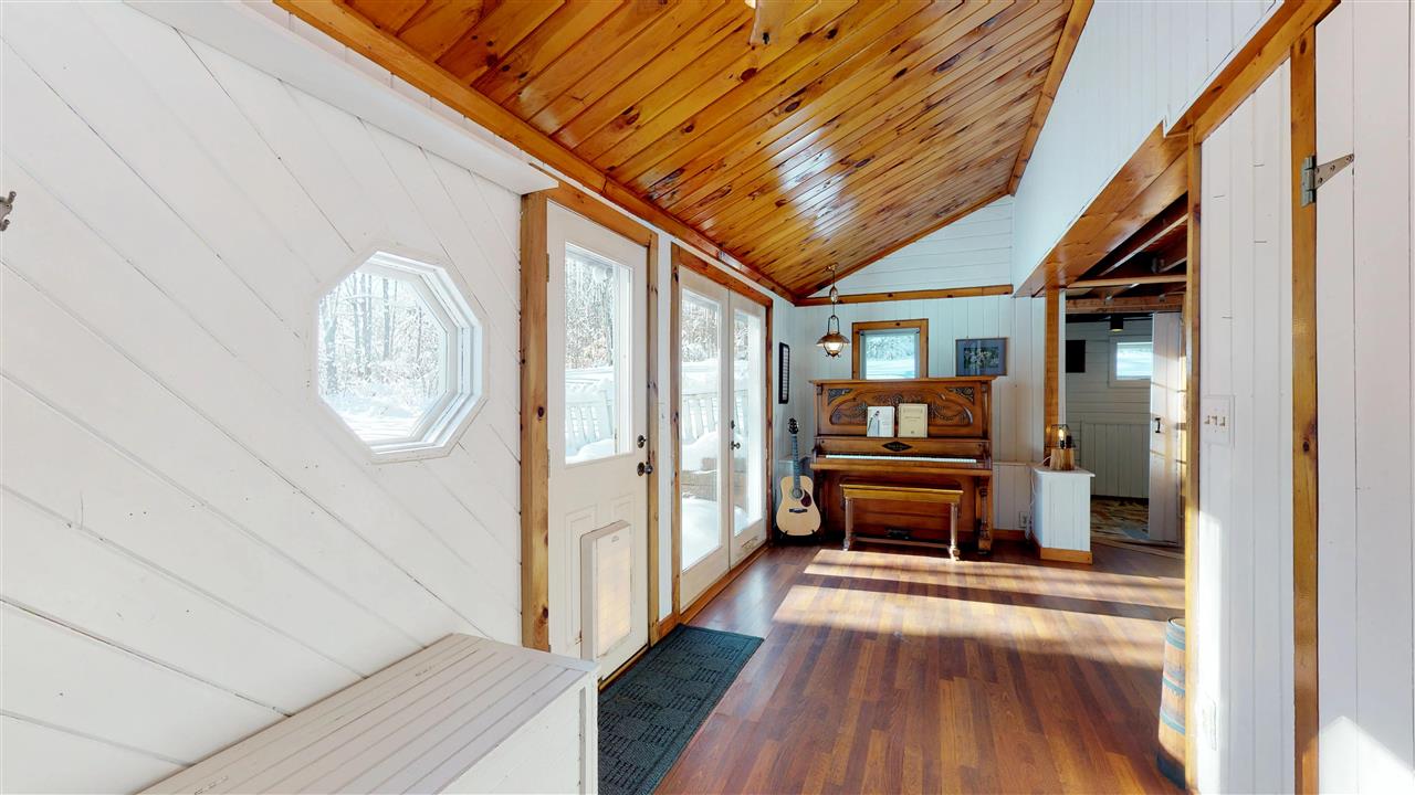 1070 Texas Hill Road Huntington, VT 05462 - Photo 7 of 20 Gallery Image 7