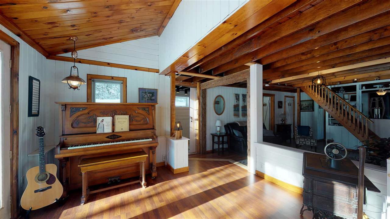 1070 Texas Hill Road Huntington, VT 05462 - Photo 8 of 20 Gallery Image 8
