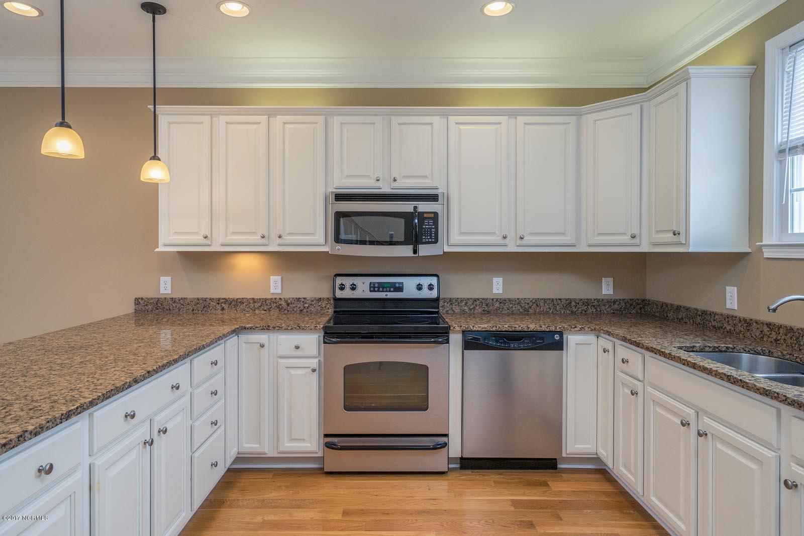 595 River Ridge Road, Unit 5 Shallotte, NC 28470 - Photo 7 of 38 595 #5 The Gallary 04