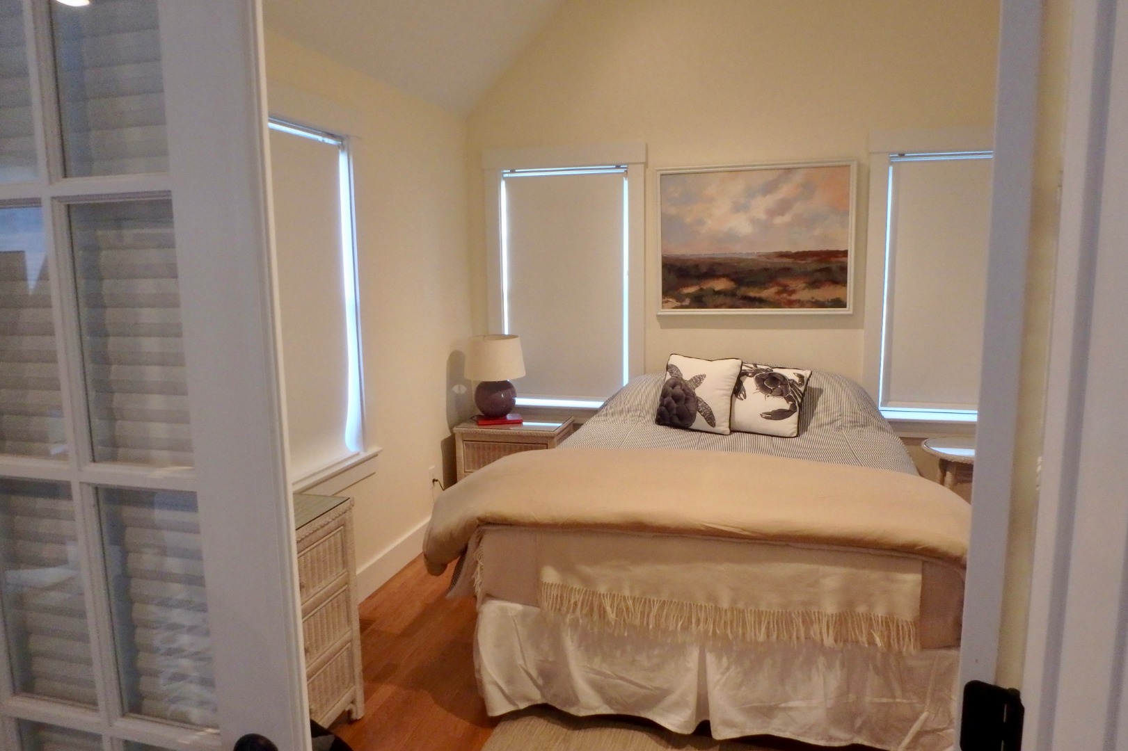 247 County Road Oak Bluffs, MA 02557 - Photo 6 of 12 Gallery Image 6