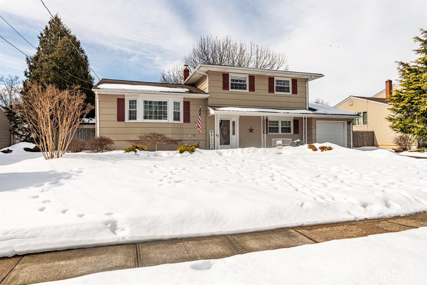 1216 Cherokee Road North Brunswick, NJ 08902 - Photo 2 of 37 Gallery Image 2