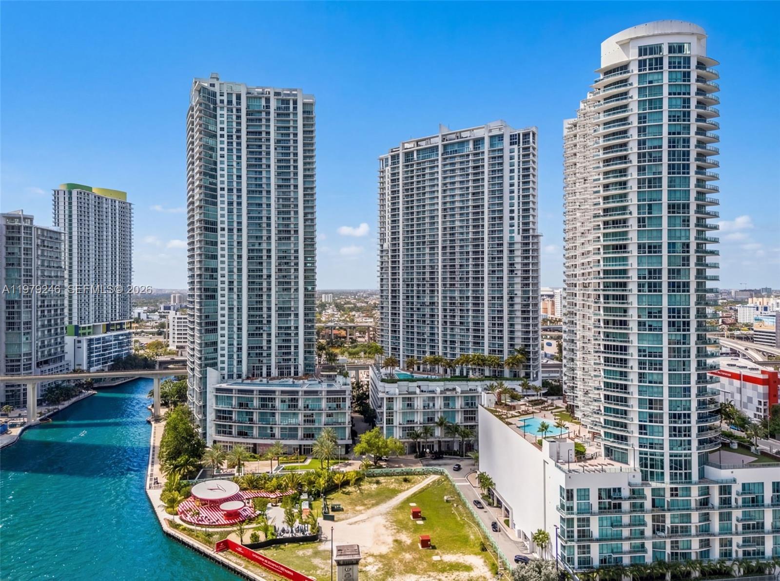 350 South Miami Avenue, Unit 2006 Miami, FL 33130 - Photo 2 of 33