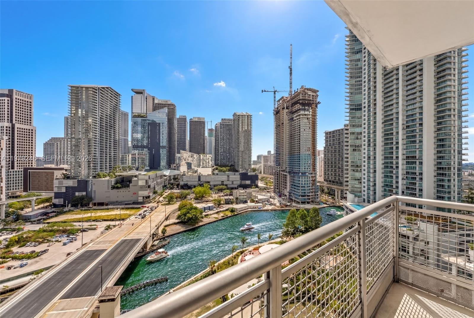 350 South Miami Avenue, Unit 2006 Miami, FL 33130 - Photo 21 of 33 a view of swimming pool from a balcony