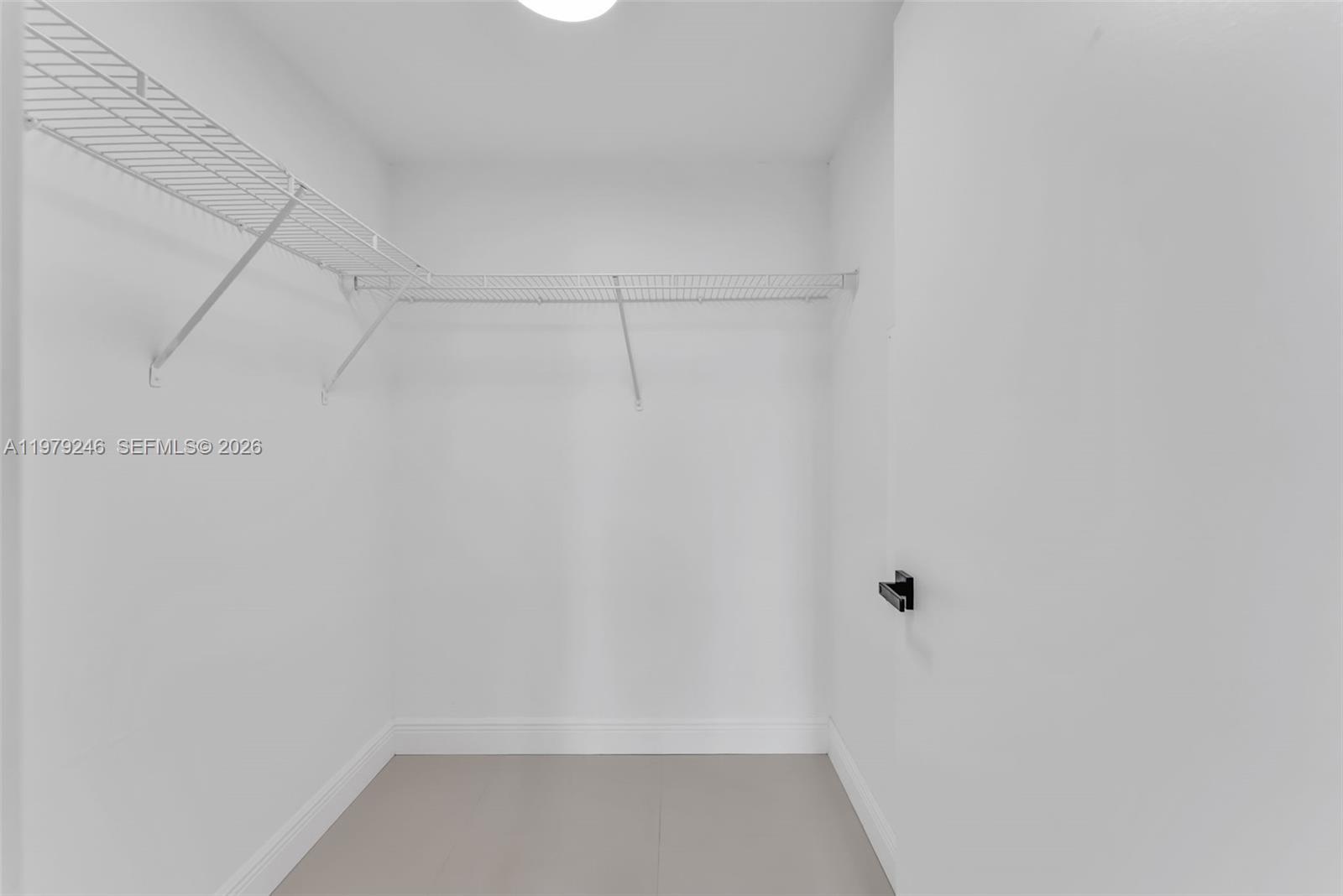 350 South Miami Avenue, Unit 2006 Miami, FL 33130 - Photo 27 of 33 a view of small space