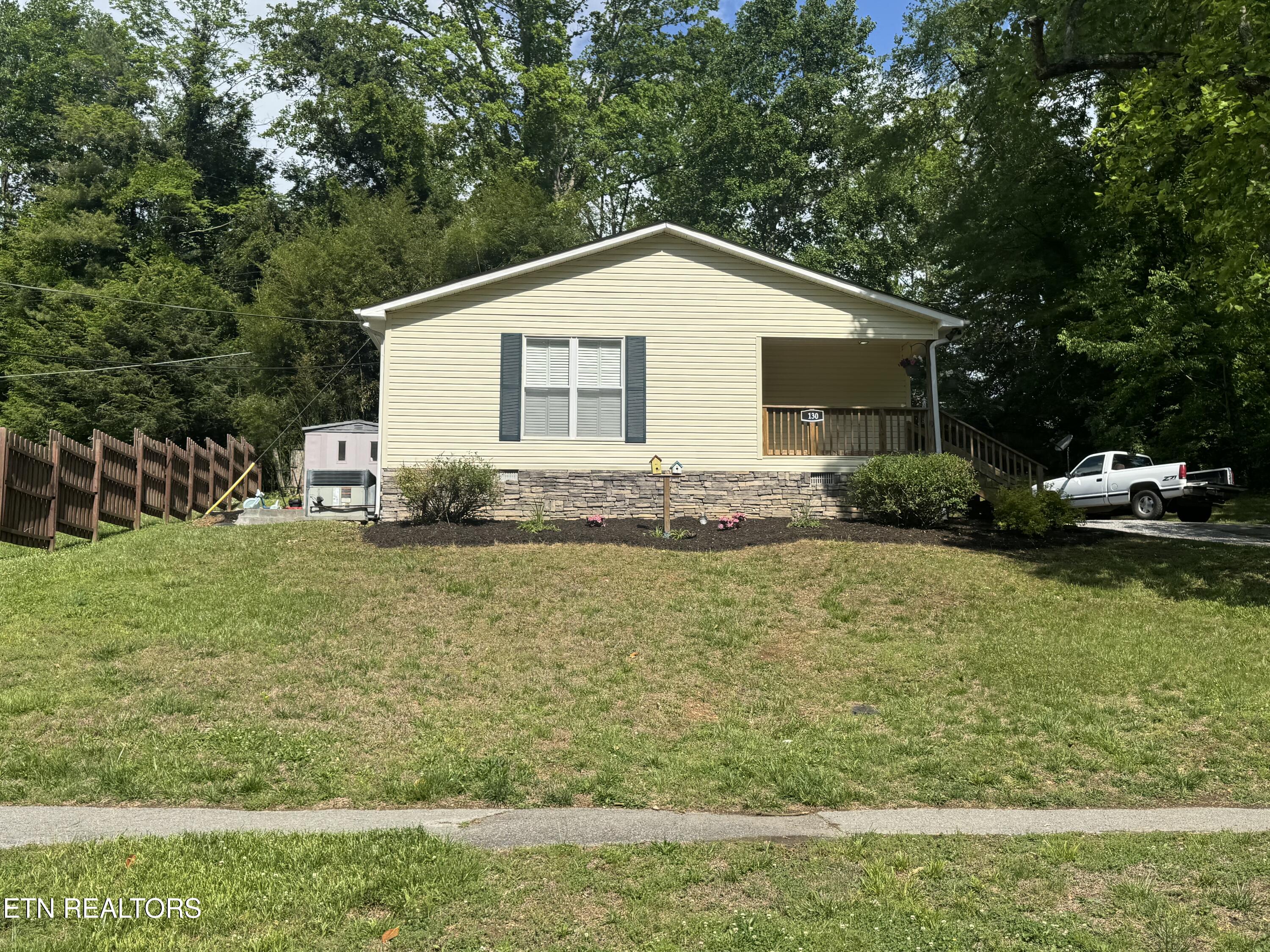 130 Crescent Road Norris, TN 37828 - Photo 2 of 47 IMG_8140