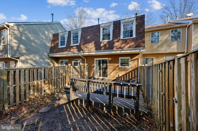 $348,000 | 13626 Deerwater Drive, Unit 1C, Germantown, MD 20874