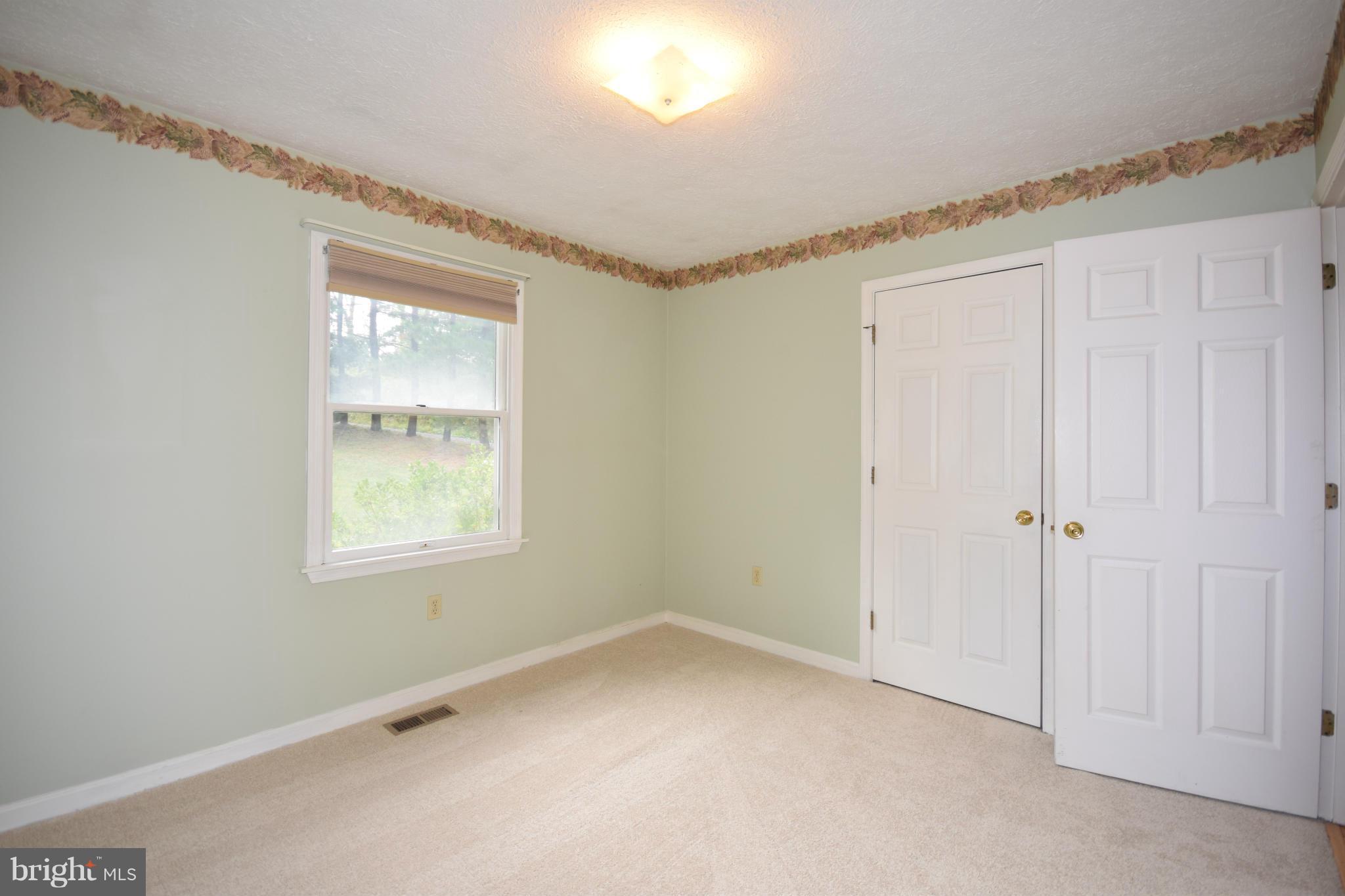 39 Parkside Road Linden, VA 22642 - Photo 20 of 30 Bedroom