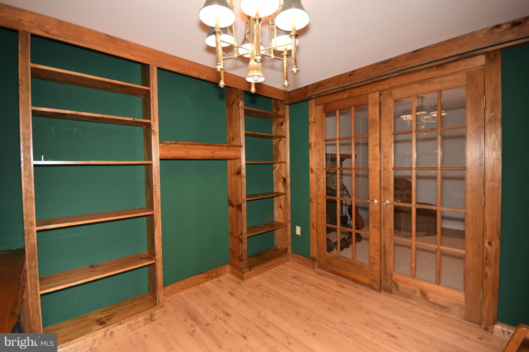 39 Parkside Road Linden, VA 22642 - Photo 26 of 30 Office
