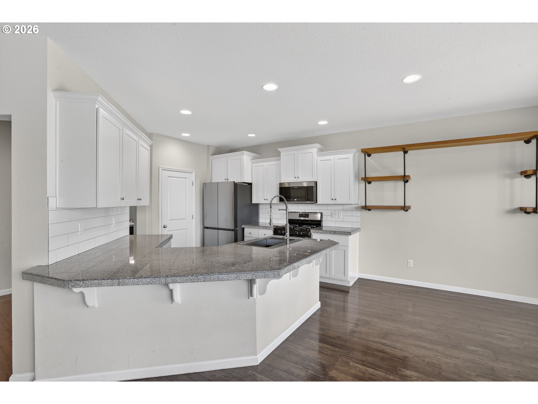 51380 Southwest Randstad Street Scappoose, OR 97056 - Photo 16 of 43