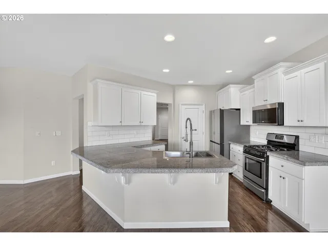 $607,500 | 51380 Southwest Randstad Street, Scappoose, OR 97056