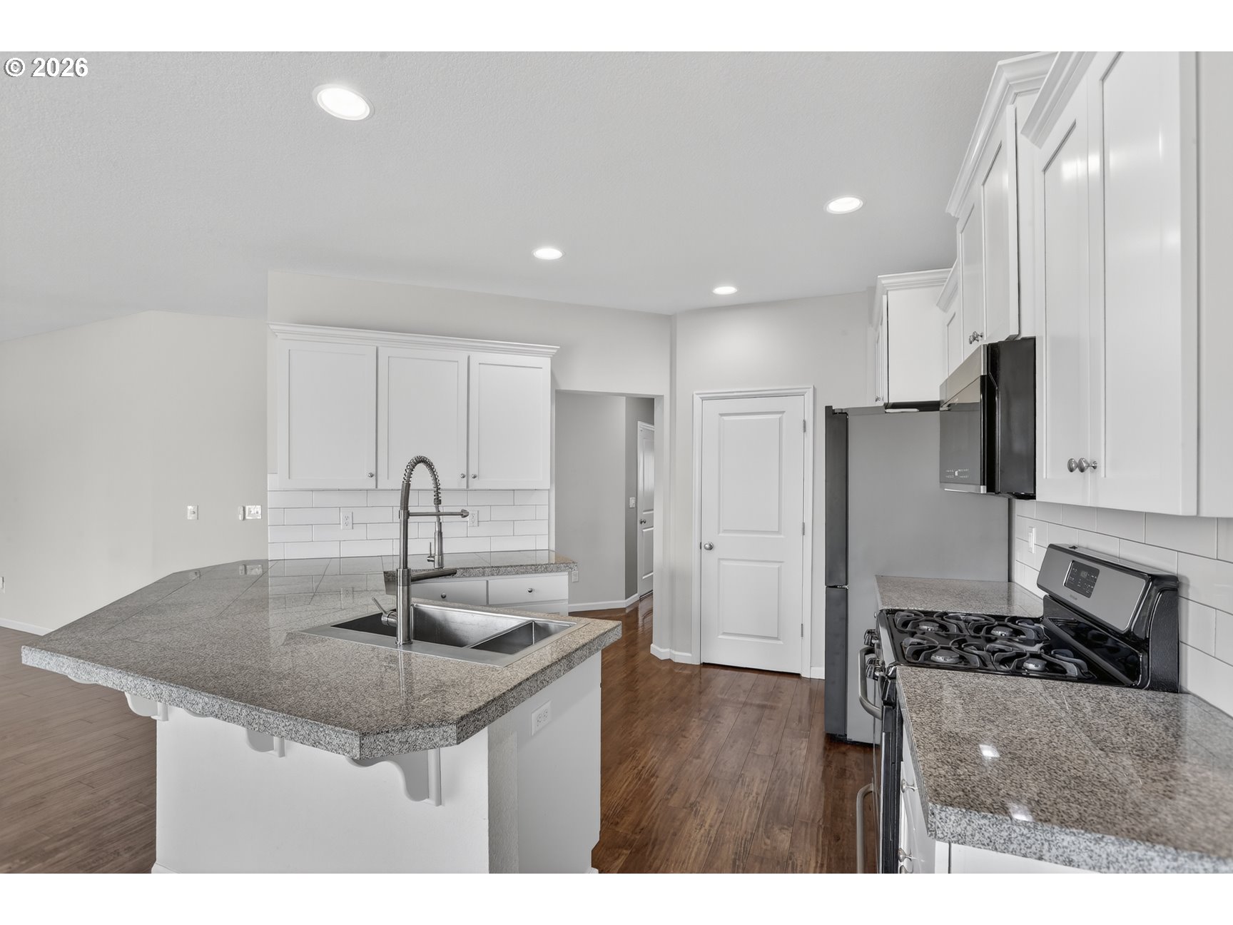 51380 Southwest Randstad Street Scappoose, OR 97056 - Photo 18 of 43