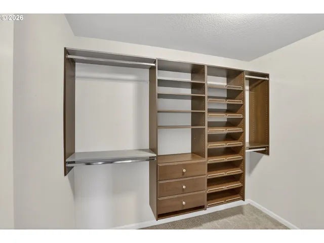 $607,500 | 51380 Southwest Randstad Street, Scappoose, OR 97056