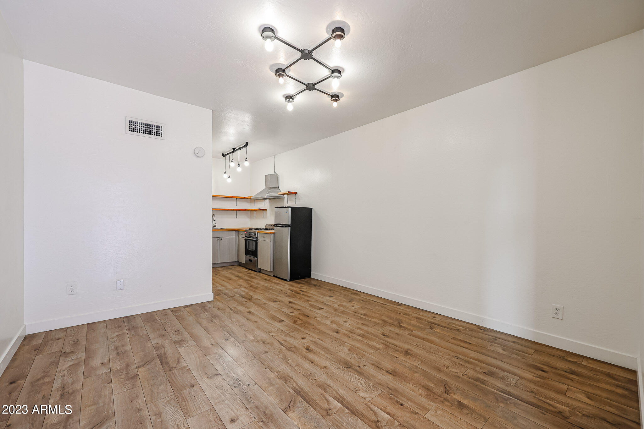 1805 East Indian School Road, Unit 5 Phoenix, AZ 85016 - Photo 6 of 32 B (1)