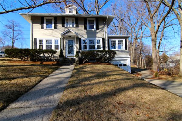 45 Lindenwood Road Stoneham, MA 02180 - Photo 1 of 28 Gallery Image 1