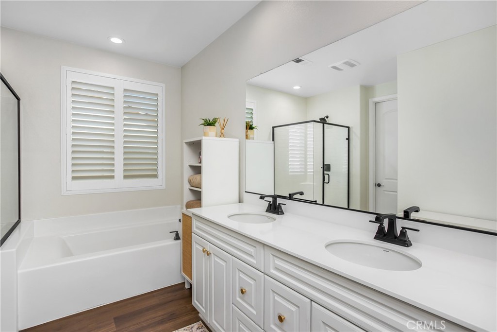 1264 Joshua Tree Road Calimesa, CA 92320 - Photo 17 of 26 primary bathroom