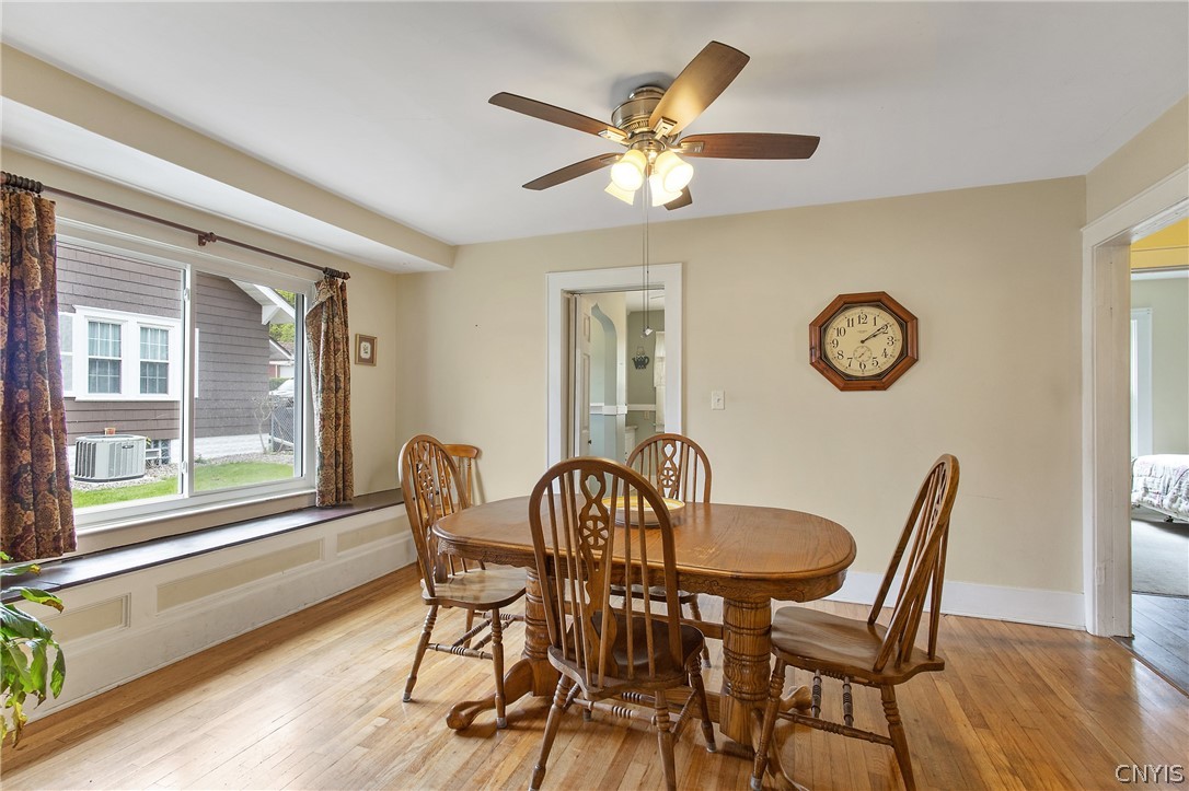 221 MacKay Avenue Camillus, NY 13219 - Photo 15 of 35 Dining Room