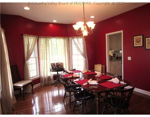 365 Beane Ridge Road Charleston, WV 25312 - Photo 3 of 8 Dining Room.
