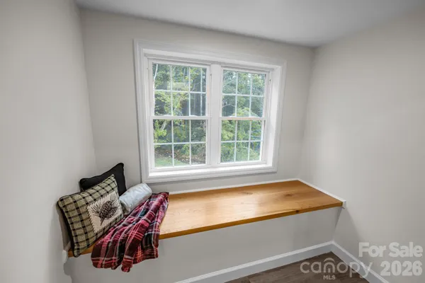 $515,000 | 215 McCoy Cove Road, Black Mountain, NC 28711