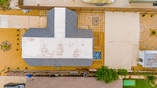 a view of walk in closet