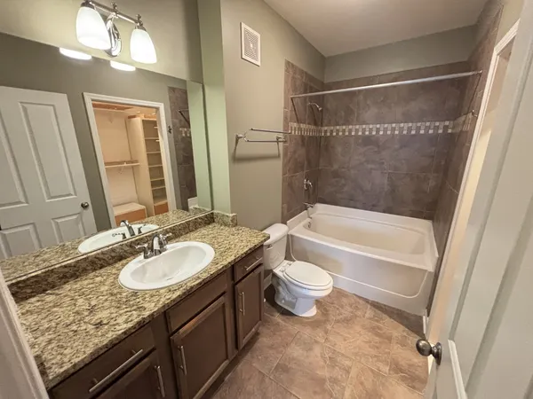 $1,695 | 2310 Elliott Avenue, Unit 416, Nashville, TN 37204