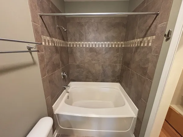 $1,695 | 2310 Elliott Avenue, Unit 416, Nashville, TN 37204