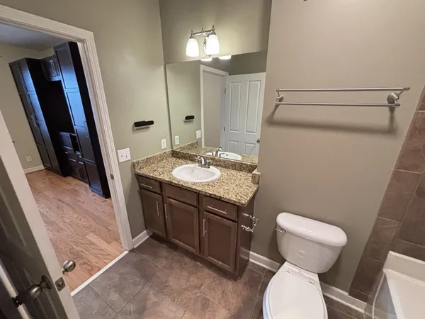 $1,695 | 2310 Elliott Avenue, Unit 416, Nashville, TN 37204