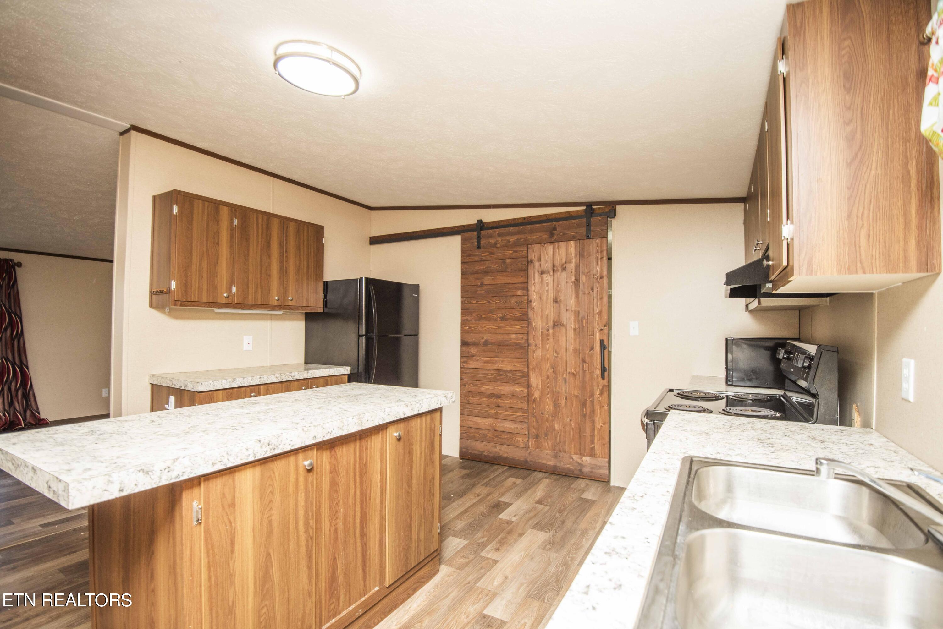 413 Raccoon Valley Road Maynardville, TN 37807 - Photo 16 of 42 kitchen 3_1