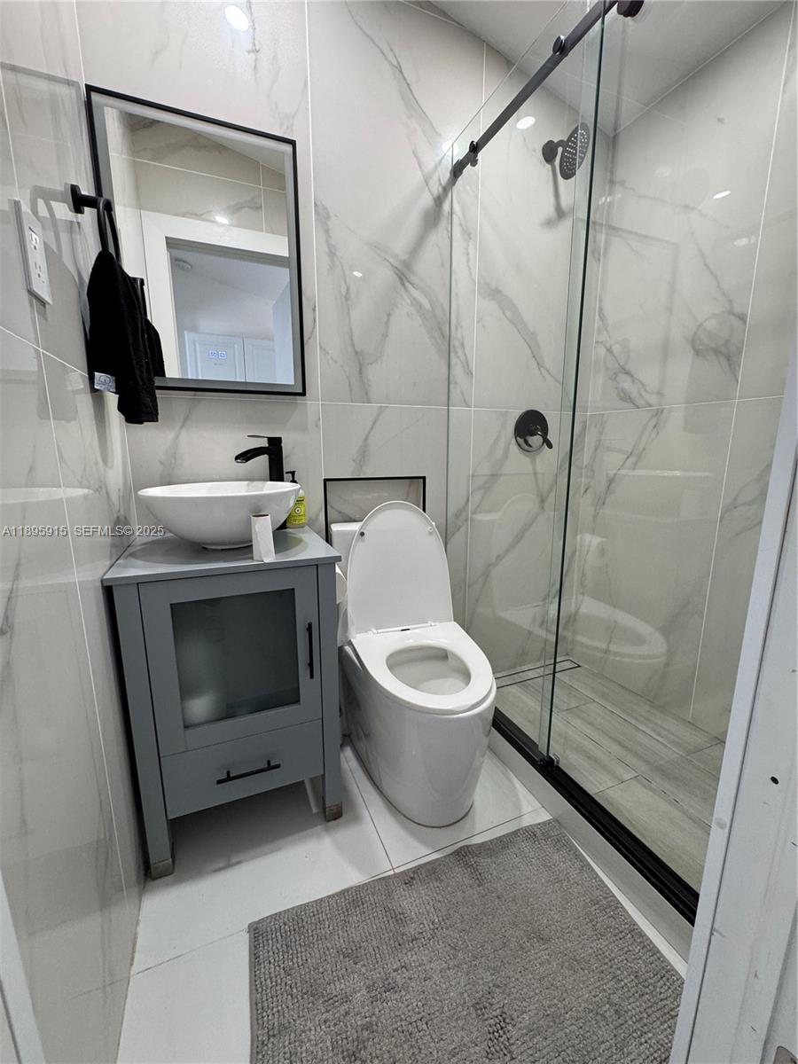 7200 Southwest 4th Street, Unit 1 Miami, FL 33144 - Photo 8 of 20