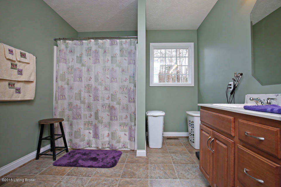 2087 Ridge Road Shepherdsville, KY 40165 - Photo 17 of 33 LREP5177