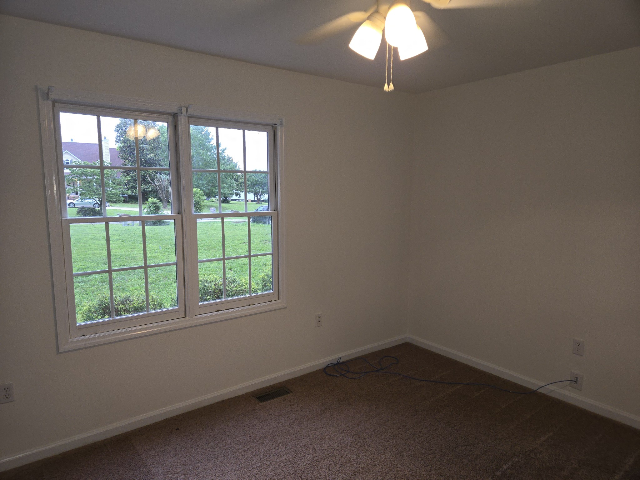 449 Faith-Rae Boulevard Morrison, TN 37357 - Photo 8 of 12 an empty room with a window