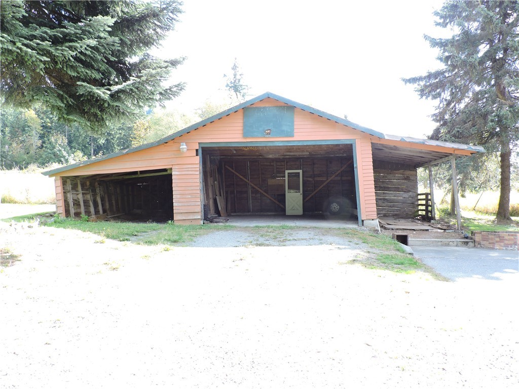 1515 Butler Creek Road Sedro-Woolley, WA 98284 - Photo 9 of 25
