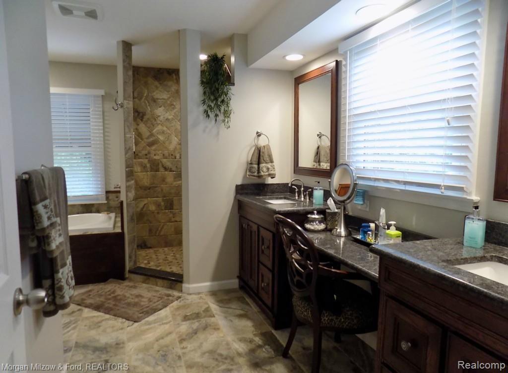 7899 Reese Road Clarkston, MI 48348 - Photo 13 of 33 13.jpg