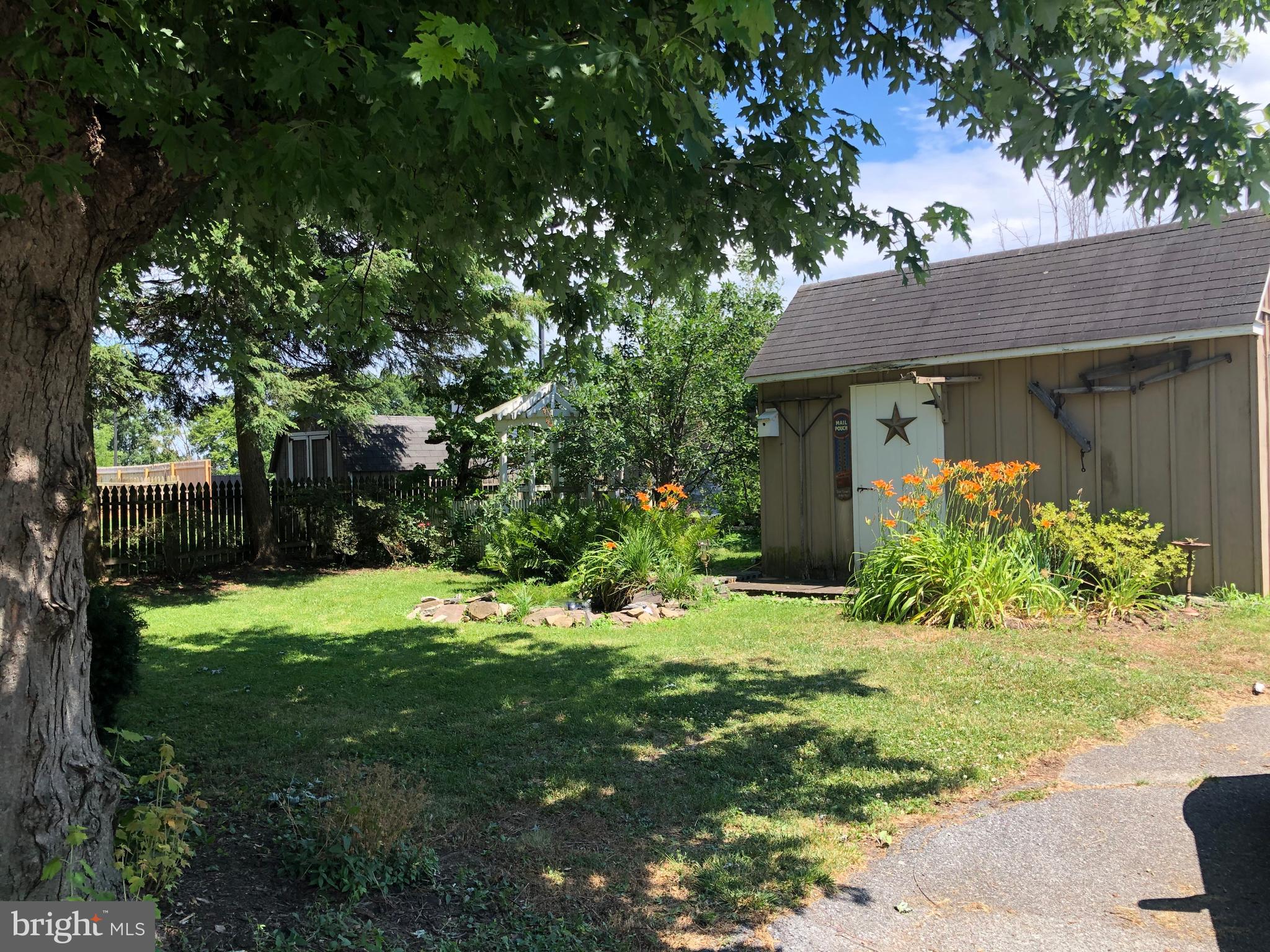846 Eden Road Lancaster, PA 17601 - Photo 3 of 3