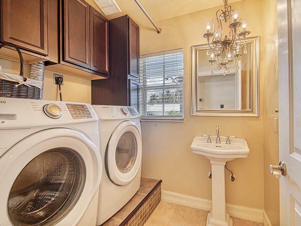 1620 Southwest Dyer Point Road Palm City, FL 34990 - Photo 26 of 31 Gallery Image 26