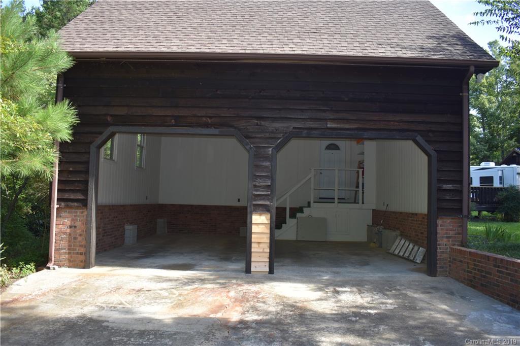 2195 Golf Course Road Lancaster, SC 29720 - Photo 11 of 28 Gallery Image 11