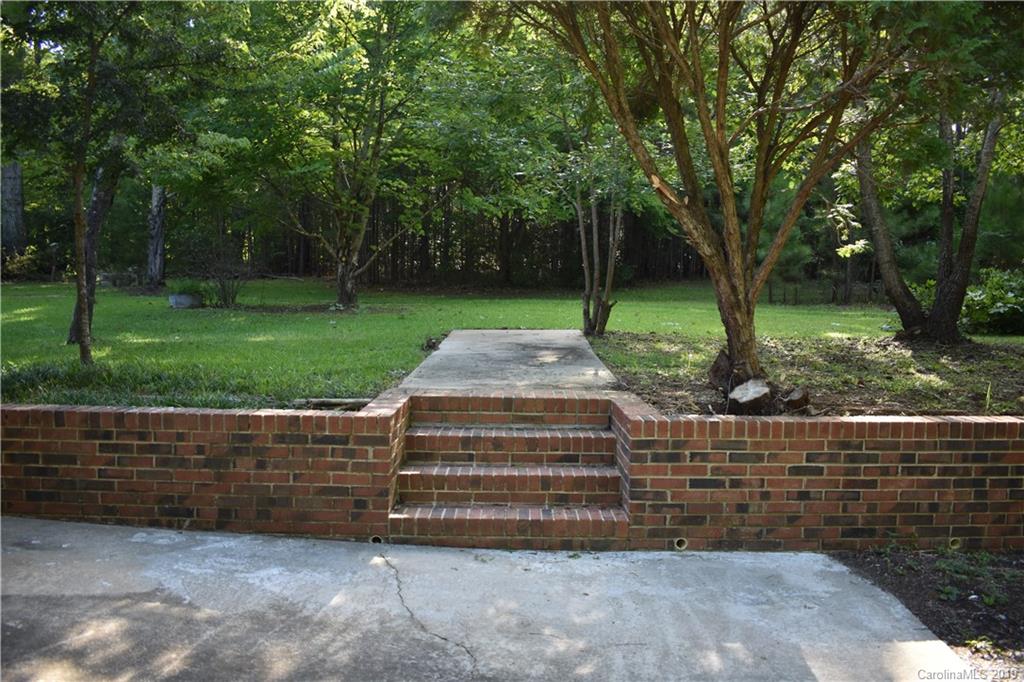 2195 Golf Course Road Lancaster, SC 29720 - Photo 10 of 28 Gallery Image 10