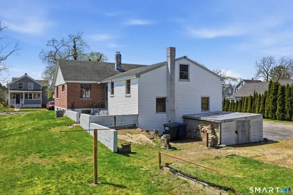 $450,000 | 14 Coburn Avenue, Stonington, CT 06355