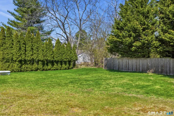 $450,000 | 14 Coburn Avenue, Stonington, CT 06355