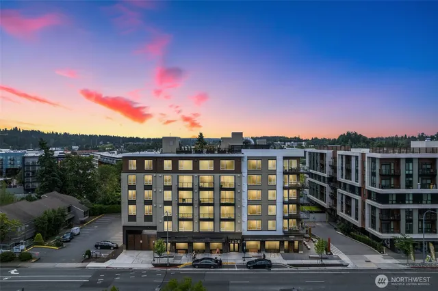 $624,950 | 11903 Northeast 128th Street, Unit 216, Kirkland, WA 98034