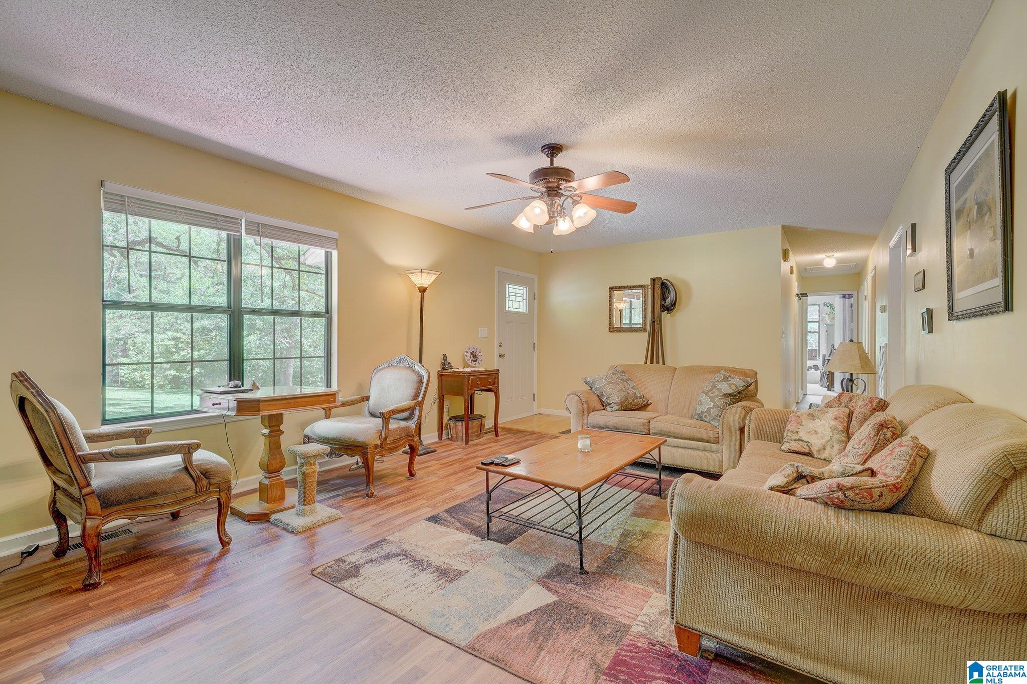 551 Spring Trail Warrior, AL 35180 - Photo 4 of 23