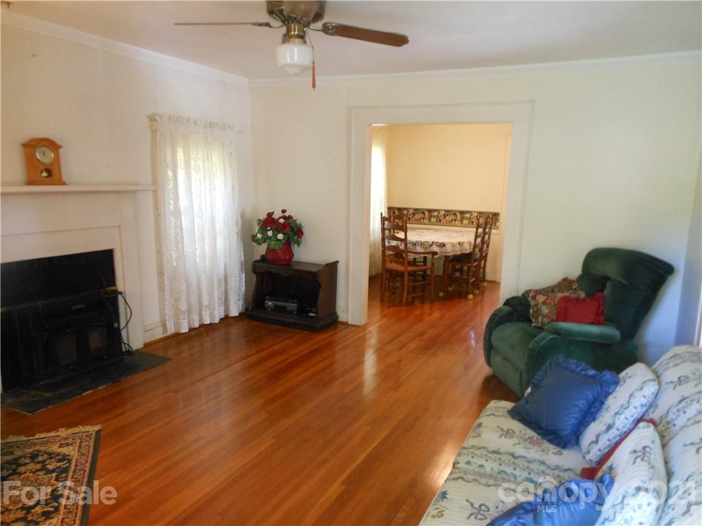 6333 Vernedale Road Charlotte, NC 28212 - Photo 8 of 26 Gallery Image 8