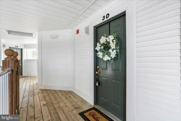 $192,000 | 2029 Windsong Drive, Unit 3D, Hagerstown, MD 21740