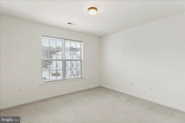 $192,000 | 2029 Windsong Drive, Unit 3D, Hagerstown, MD 21740