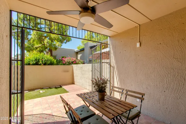 $399,900 | 4201 East Camelback Road, Unit 41, Phoenix, AZ 85018