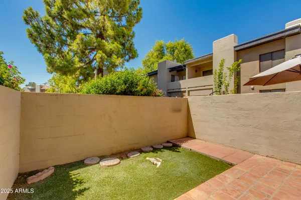 $399,900 | 4201 East Camelback Road, Unit 41, Phoenix, AZ 85018